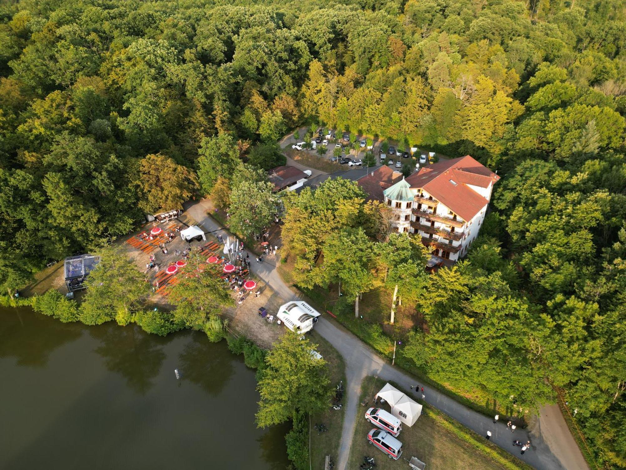 Hotel-Restaurant Kreuzberghof Tagungs- Und Veranstaltungshotel Tiefenbach  Exterior foto